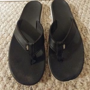 Nike flip flops